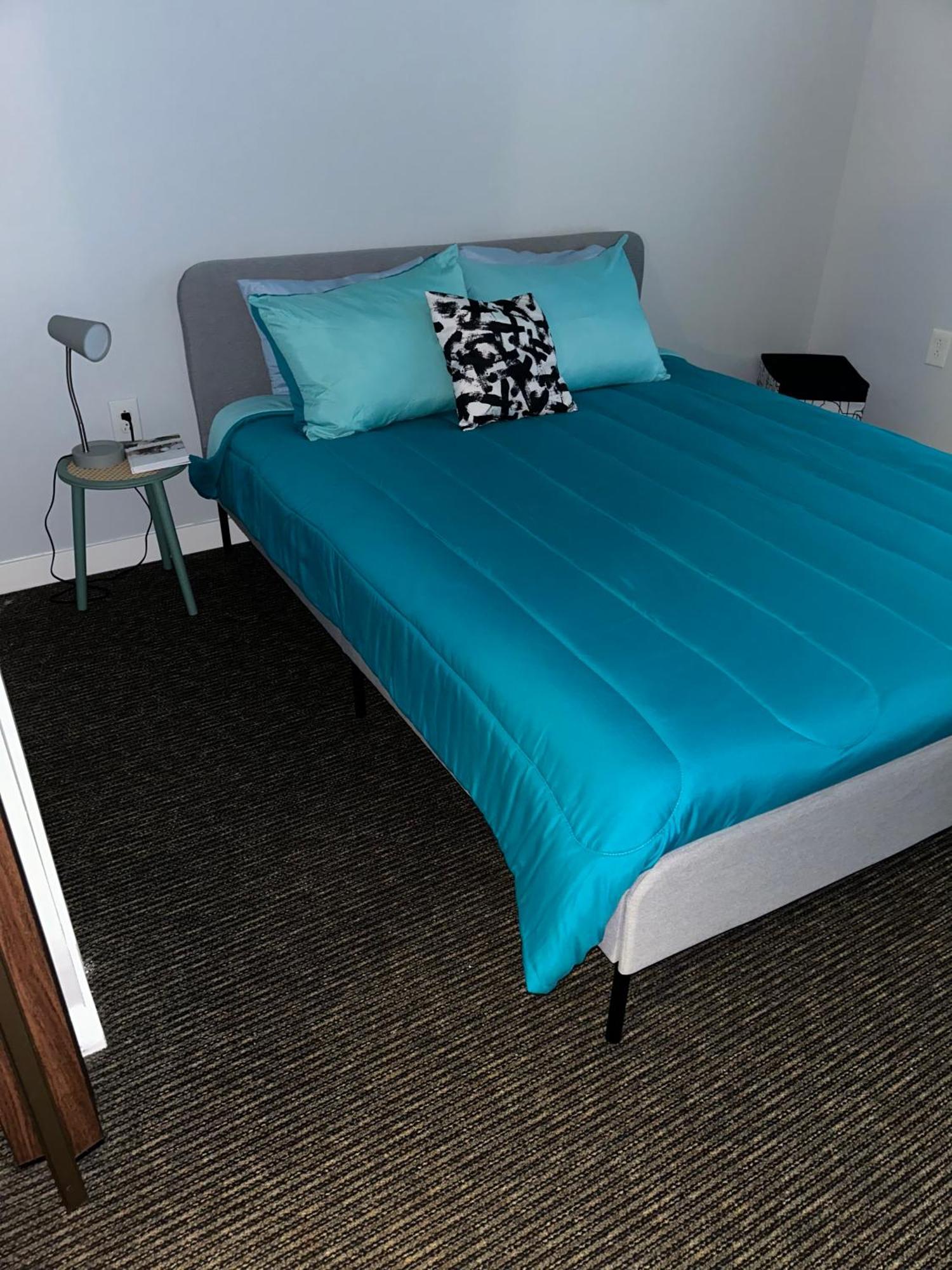 Apartamento Spooky Low Rate!! Downtown With Free Parking Indianápolis Exterior foto