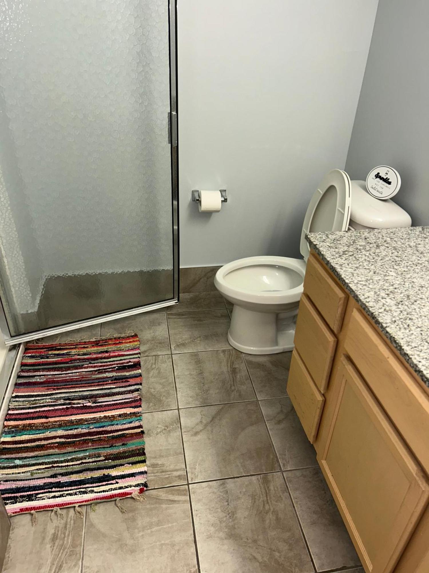Apartamento Spooky Low Rate!! Downtown With Free Parking Indianápolis Exterior foto